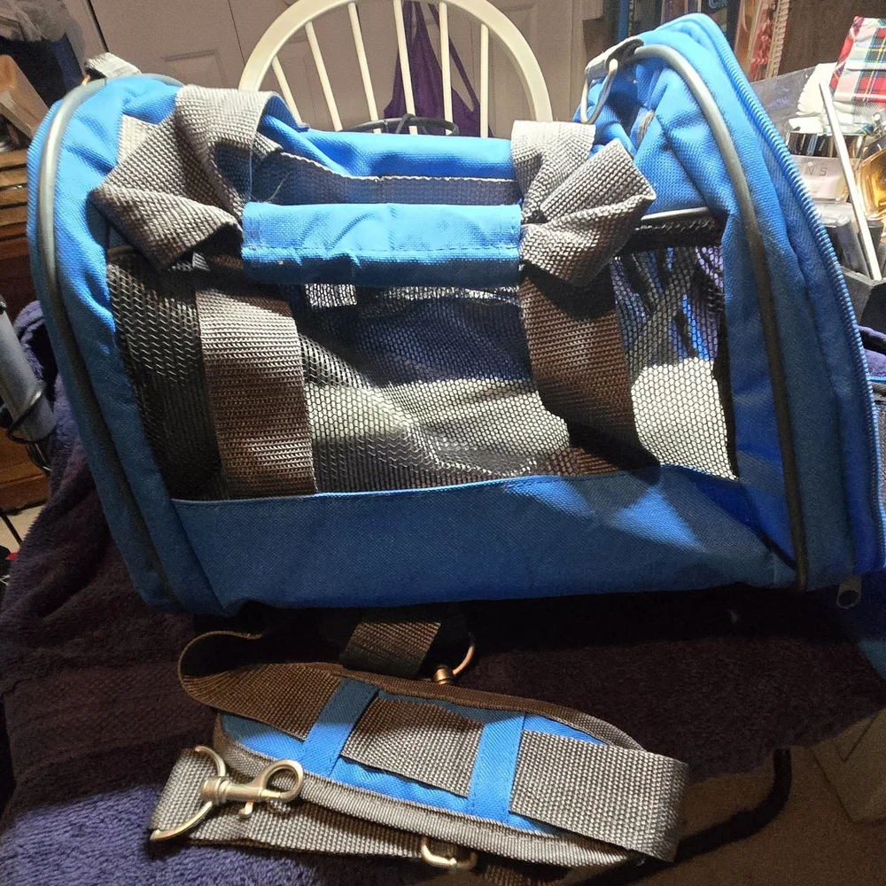 Blue and Gray Pet Carrier